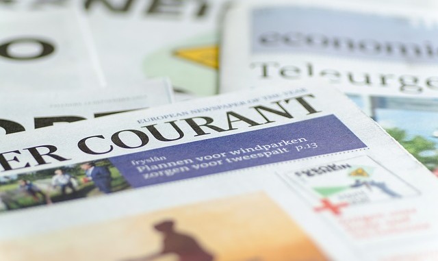 newspapers-444446_640